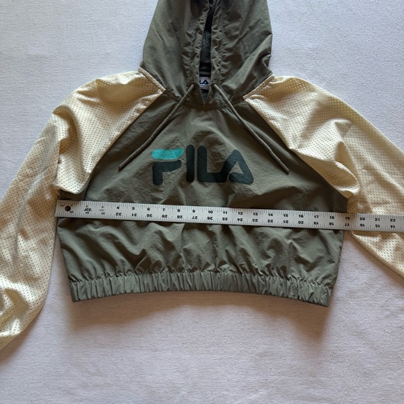 FILA Olive and Beige Women’s Cropped Pullover - Size M - Picture 8 of 9